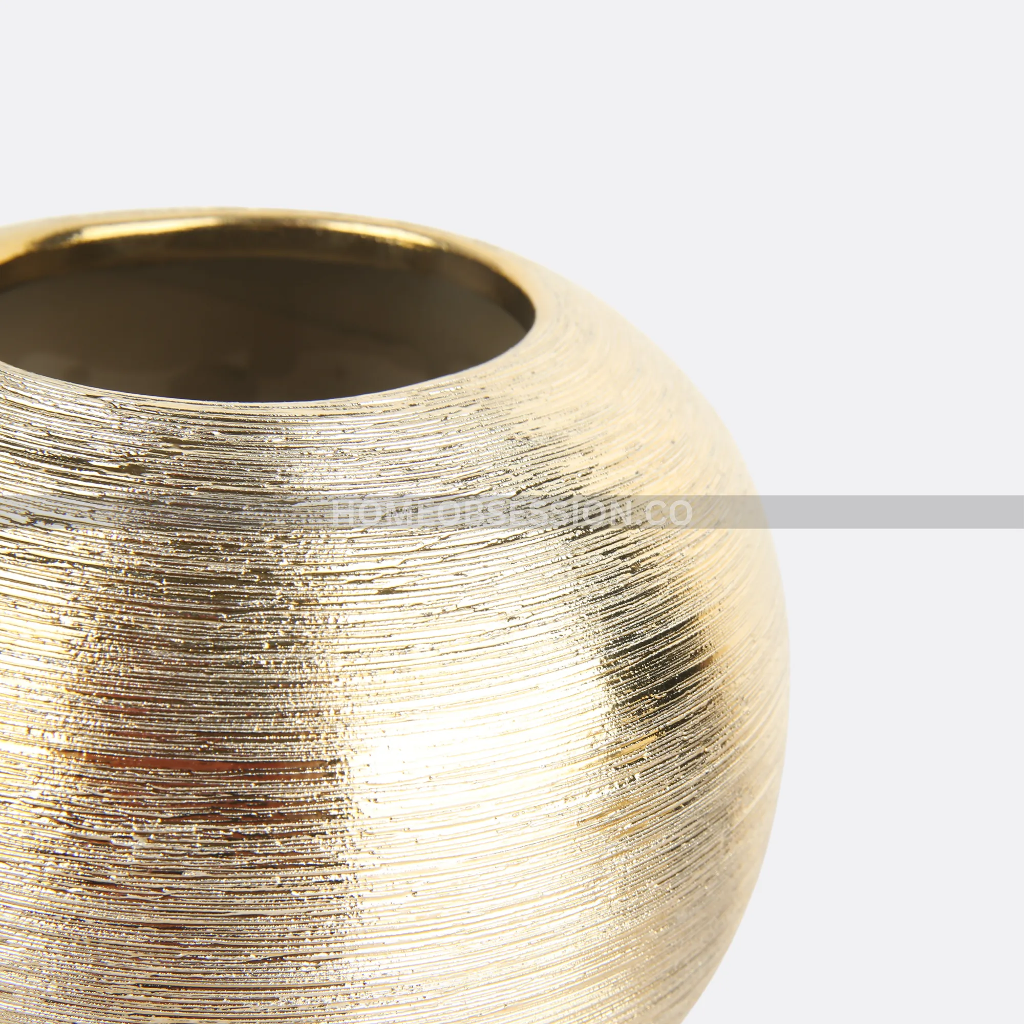 Blonde Round Vases ( Two Sizes )